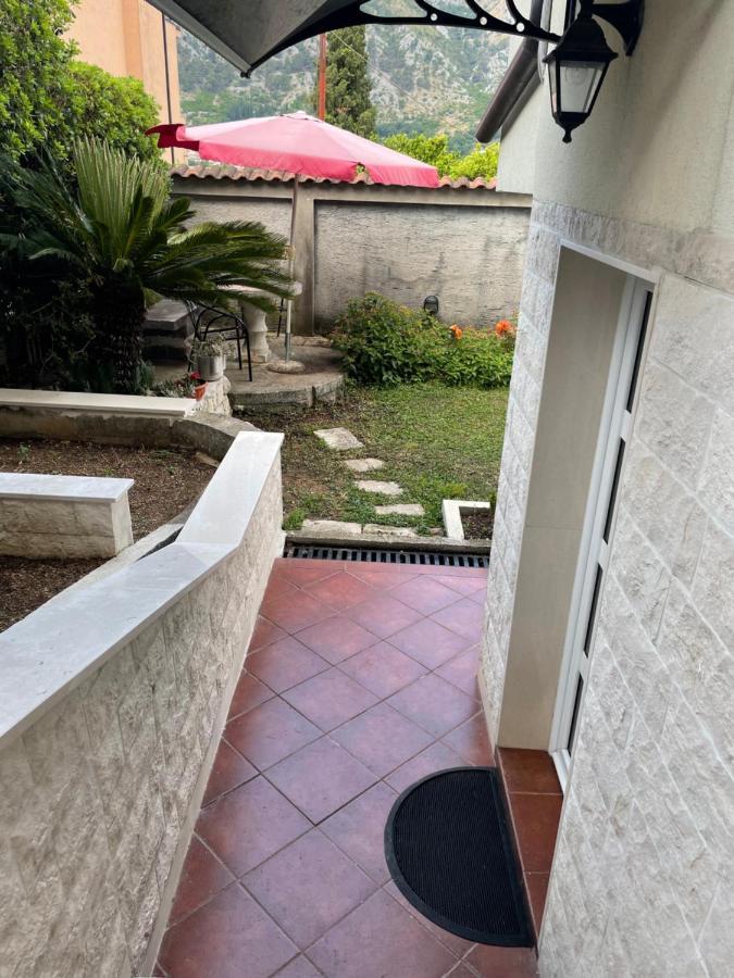 Apartment Garden Kotor Eksteriør bilde