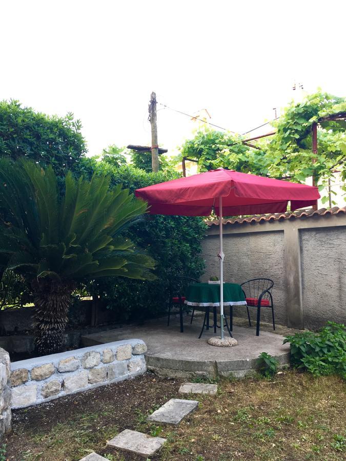 Apartment Garden Kotor Eksteriør bilde